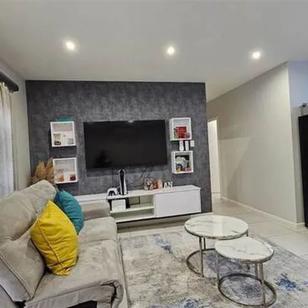Image 2 - Toledo Avenue, Westridge, Durban, 4001, South Africa - Apartment for rent