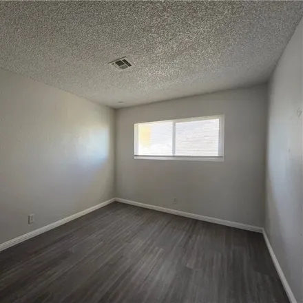 Image 6 - 2778 Haddock Avenue, North Las Vegas, NV 89030, USA - Apartment for rent