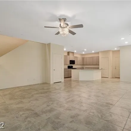 Image 7 - 2822 Turnstone Ridge Street, Henderson, NV 89044, USA - Townhouse for rent