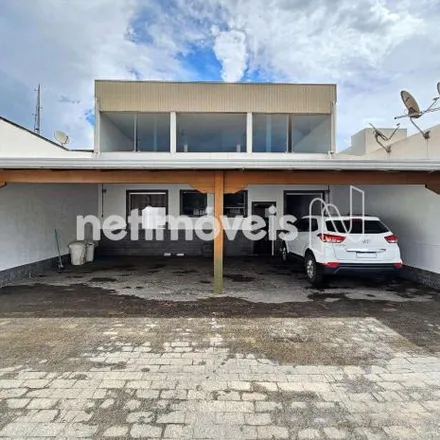 Rent this 3 bed house on Rua Cedro in Petrolândia, Contagem - MG