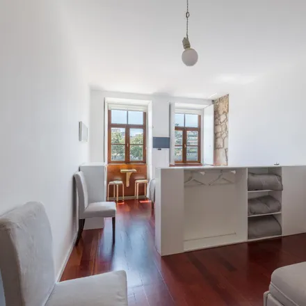 Rent this 3 bed apartment on Grupo Musical de Miragaia in Rua da Arménia, 4050-066 Porto