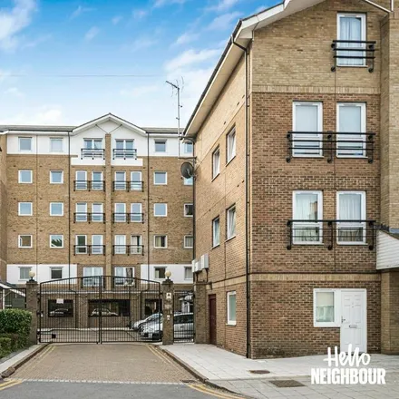 Rent this 2 bed apartment on Farmstead Court in Melbourne Road, London