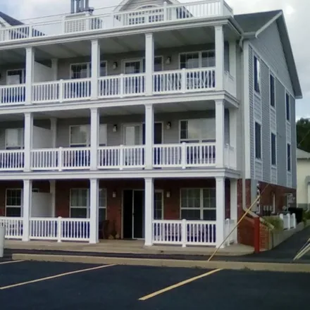 Buy this 2 bed condo on 605 Pearl Street in Culver, Marshall County