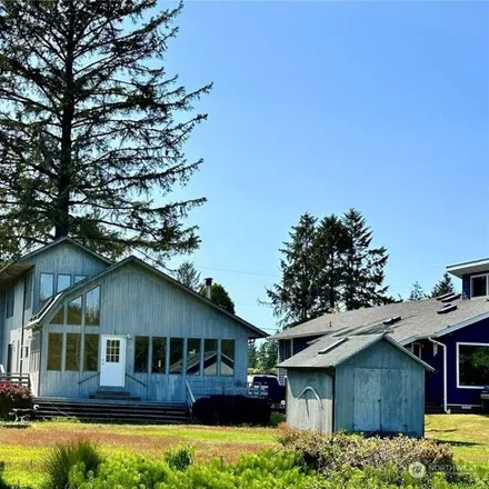 Buy this 2 bed house on 19414 U Street in Loomis, Pacific County