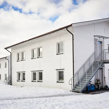 Rent this 2 bed apartment on Aromas väg in 734 32 Hallstahammar, Sweden