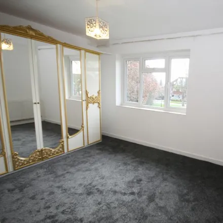 Image 6 - unnamed road, London, NW9 8NE, United Kingdom - Apartment for rent