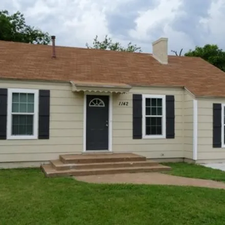 Rent this 3 bed house on 1142 Jeanette Street in Abilene, TX 79602