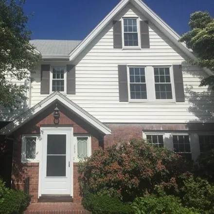 Rent this 4 bed house on 352 School Street in Belmont, MA 20478