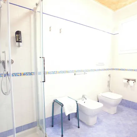 Image 4 - 36060, Italy - Apartment for rent