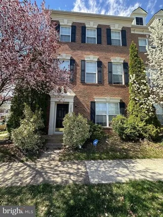 Rent this 3 bed townhouse on 5001 Softwood Lane in Dale City, VA 22192