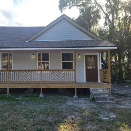 Buy this 4 bed house on 563 Bronson Street in Palatka, FL 32177