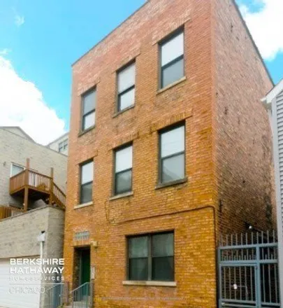 Buy this 6 bed house on 1648 West Ontario Street in Chicago, IL 60622