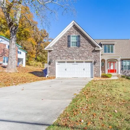 Rent this 3 bed house on 10047 Forest Drive in Collegedale, Hamilton County
