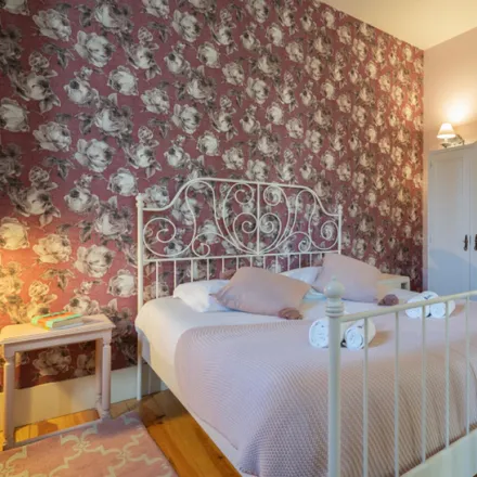 Rent this 1 bed apartment on Fundação MUAL in Rua de Dom Manuel II, 4050-343 Porto