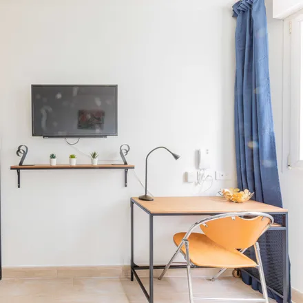 Rent this 1 bed apartment on Alfa Lauréat in Allée Botticelli, 92400 Courbevoie