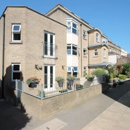 Rent this 2 bed apartment on 34;36 Cross Street in Ryde, PO33 1HB