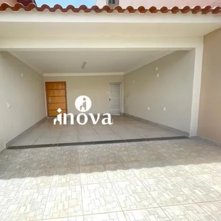 Buy this 3 bed house on Rua Tocantins in Vila Celeste, Uberaba - MG