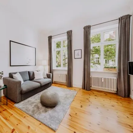 Rent this 1 bed apartment on Änderungs Atelier Moda in Kuglerstraße, 10439 Berlin