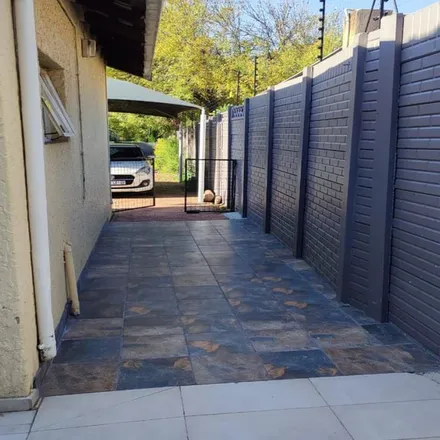 Image 6 - Woodley Road, Cresta, Johannesburg, 2001, South Africa - Apartment for rent