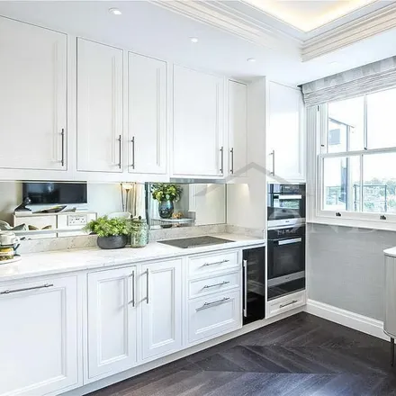 Image 4 - 19 Prince of Wales Terrace, London, W8 5PQ, United Kingdom - Apartment for rent