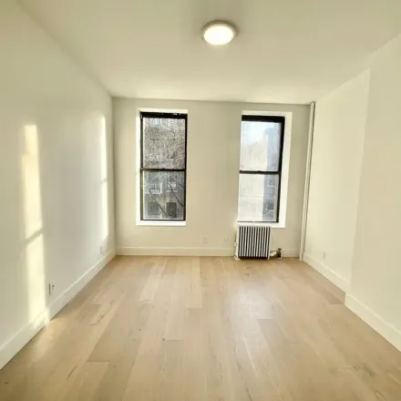Image 6 - 233 East 5th Street, New York, NY 10003, USA - Apartment for rent