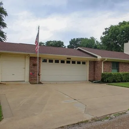 Image 2 - 10725 Legg Dr, Kemp, Texas, 75143 - House for sale