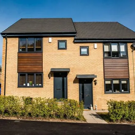 Rent this 3 bed townhouse on Castlemilk Court in Winsford, CW7 1GJ