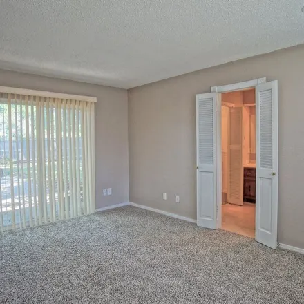 Rent this 4 bed apartment on 107 Creek Courts Drive in Trophy Club, TX 76262