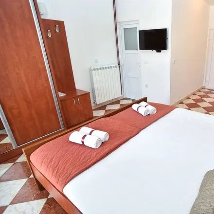 Image 6 - Tivat, Tivat Municipality, Montenegro - Apartment for rent