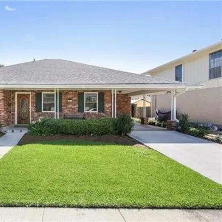 Rent this 3 bed house on 3817 Courtland Drive in Metairie, LA 70002