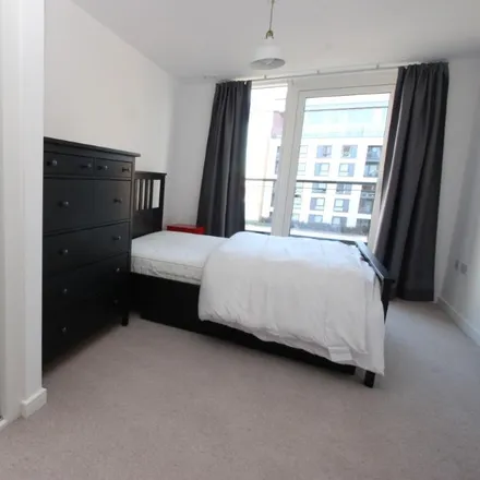 Image 9 - Davaar House, Butetown Link, Cardiff, CF11 7TQ, United Kingdom - Apartment for rent