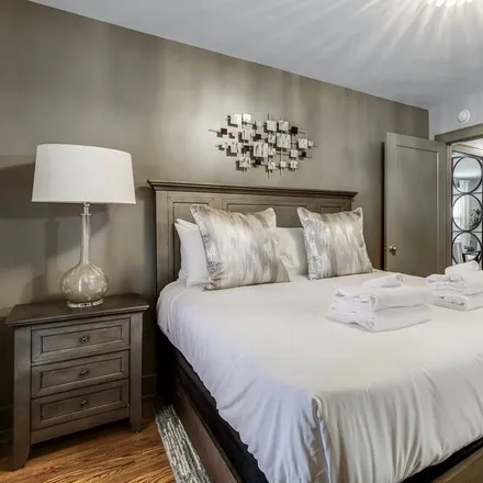 Rent this 3 bed apartment on Nashville-Davidson