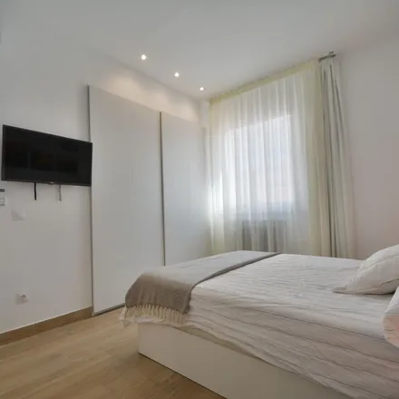 Image 4 - Elite, Calle de San Bernardo, 89, 28015 Madrid, Spain - Apartment for rent