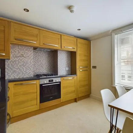 Rent this 3 bed apartment on The Lanes in Kayes News, 37 Duke Street