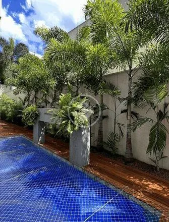 Buy this 5 bed house on Avenida das Fênix in Jardim Vitória II, Goiânia - GO