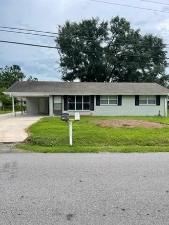 Rent this 3 bed house on 155 Saint Nicholas Street in Luling, St. Charles Parish
