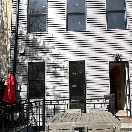 Image 5 - 139 Rochester Avenue, New York, NY 11213, USA - Townhouse for rent