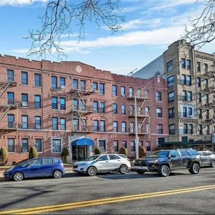 Image 1 - 325 Marine Avenue, New York, NY 11209, USA - Apartment for sale
