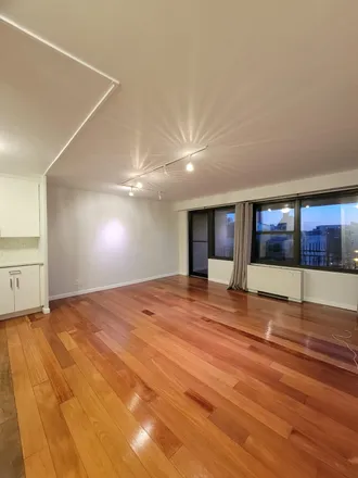 Rent this 1 bed condo on 135 Montgomery St