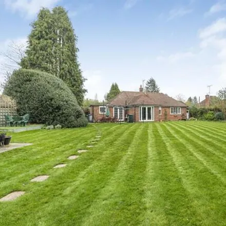 Image 3 - Wincroft Road, Reading, RG4 7HH, United Kingdom - House for sale