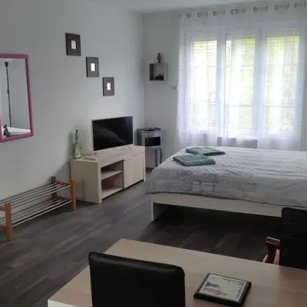 Image 2 - 34 Rue du Bras Saint-Arnoult, 93460 Gournay-sur-Marne, France - Apartment for rent