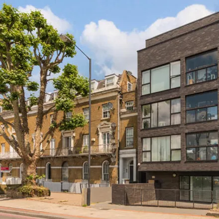 Buy this studio apartment on Old Kent Road in London, SE1 5EW