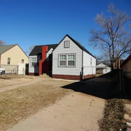 Buy this 2 bed house on Imperial Motel in South Broadway Avenue, Wichita