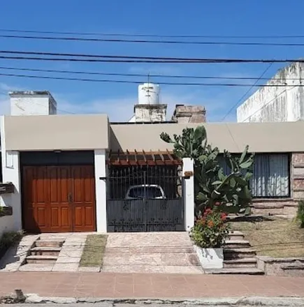 Buy this studio house on Luis Braille 1990 in Maipú 2ª Sección, Cordoba