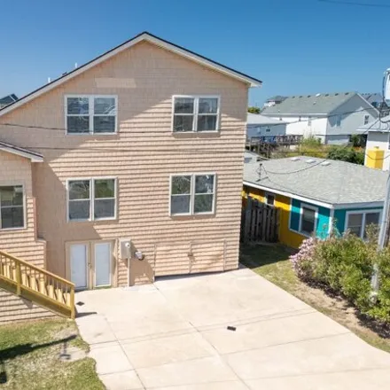 Buy this 4 bed house on 108 East Wilson Street in Kill Devil Hills, NC 27948