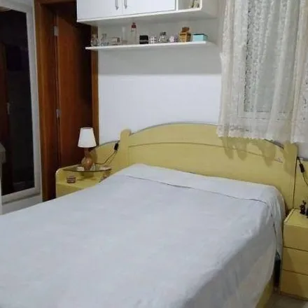 Buy this 2 bed apartment on Rua Penalva in Vila Linda, Santo André - SP
