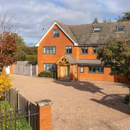 Buy this 5 bed house on 9 Meadow Walk in Standon, SG11 1QT