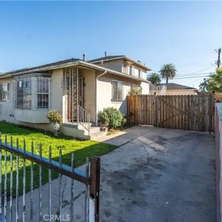 Image 2 - 1384 West 83rd Place, Los Angeles, CA 90044, USA - House for sale