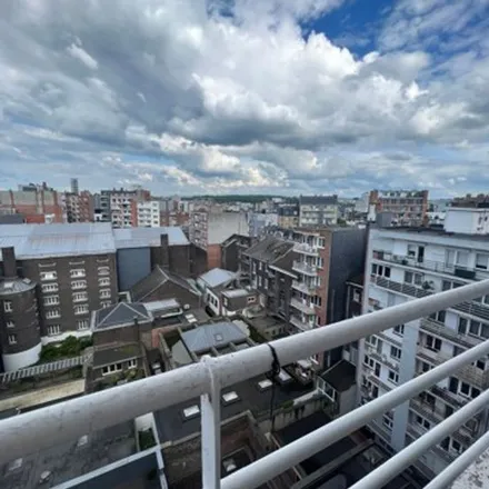 Rent this 1 bed apartment on Avenue Rogier 7A/B in 4000 Angleur, Belgium