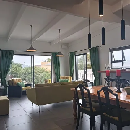 Image 4 - Duke Street, Overstrand Ward 13, Overstrand Local Municipality, 7201, South Africa - Apartment for rent
